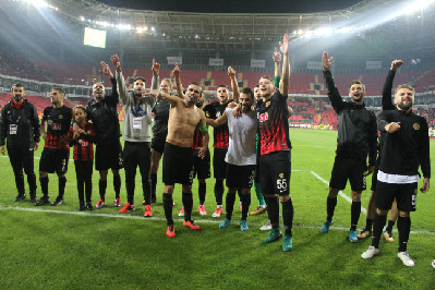 HEYECANGÖZYAŞIMUTLULUK