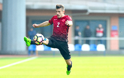 SONRADAN OYUNA GİRDİ