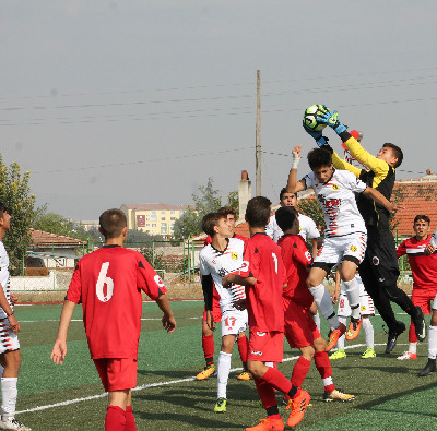 ALT YAPIDA MAÇ  PROGRAMI YOĞUN