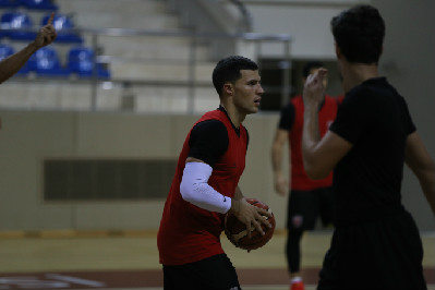 DEVLERDEN ÇİFT İDMAN