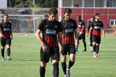KURTULUŞUN YİNE BOYNU BÜKÜK(0-1)
