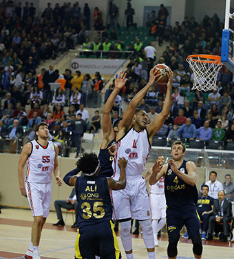 DEVLERİN RAKİBİ BÜYÜKÇEKMECE