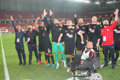 ONURLA  GURURLA  SONUNA KADAR ESKİŞEHİRSPOR