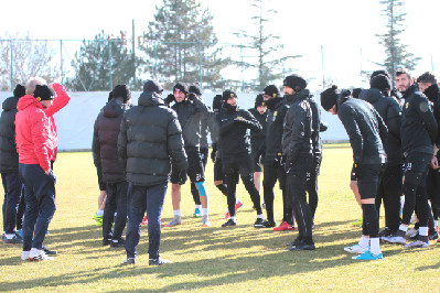 ÖNCE SAHA, SONRA SALON