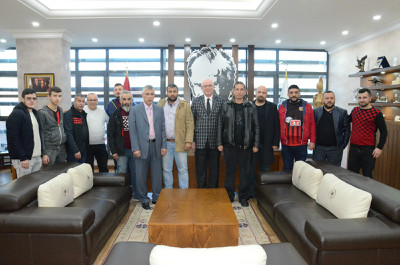 EFELERDEN KURTA ZİYARET