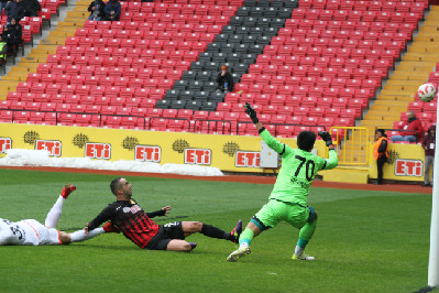 ÖNCE ATTI SONRA ATILDI