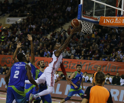 BUNUN ADI ZAFER(76-75)