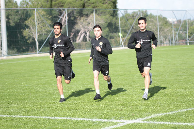 GENÇLERİ HIRS BASTI