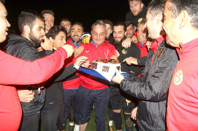 MUTLU YILLAR İSMAL HOCA