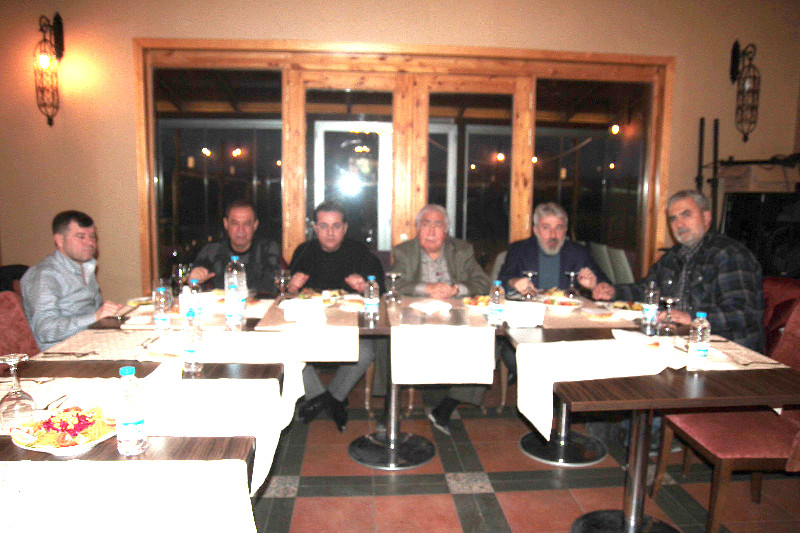 BEGİTERDEN MORAL YEMEĞİ