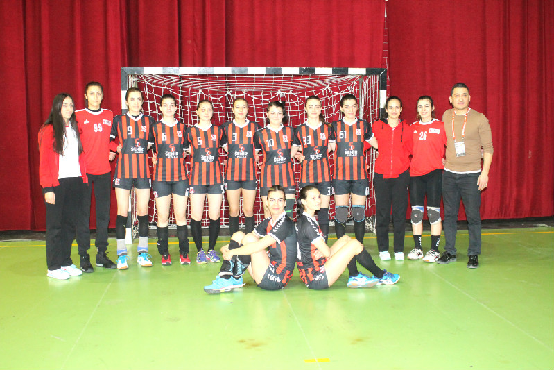 ŞEHİR KOLEJİ EVİNDE MAĞLUP (31-41)