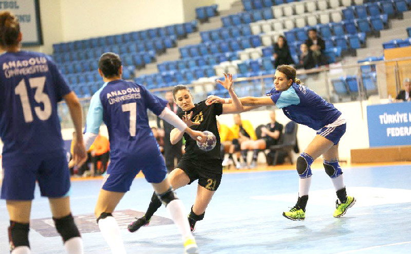 ÜSKÜDARI ELİMİZDEN KAÇIRDIK(35-35)