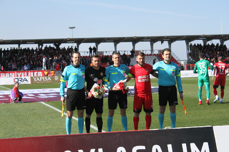 ÇİÇEĞİ DE ALIRIZ PUANLARI DA