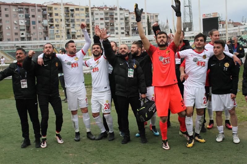 YİNE, YENİ, YENİDEN