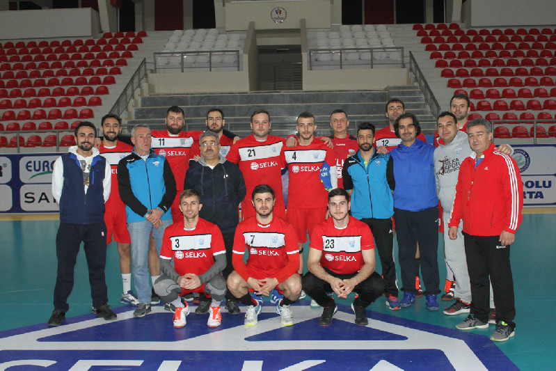 SELKA RAKİBİ EZBERLİYOR