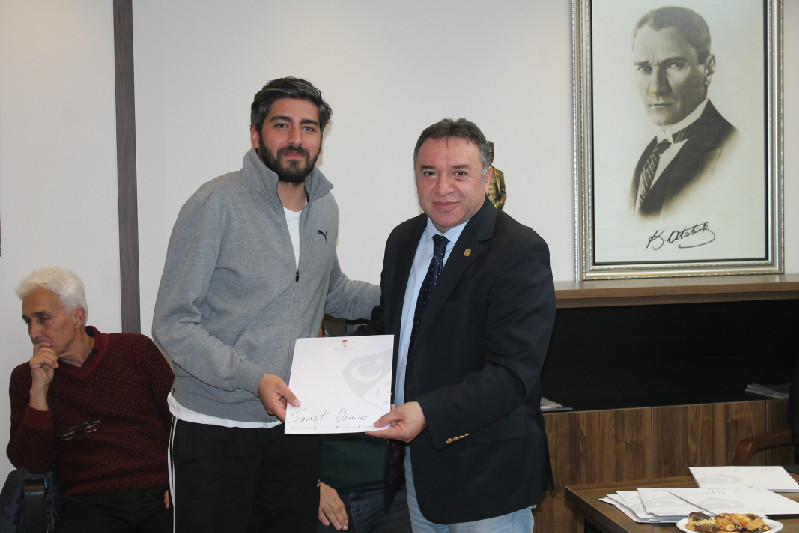 TÜFAD BELGELERİ DAĞITTI