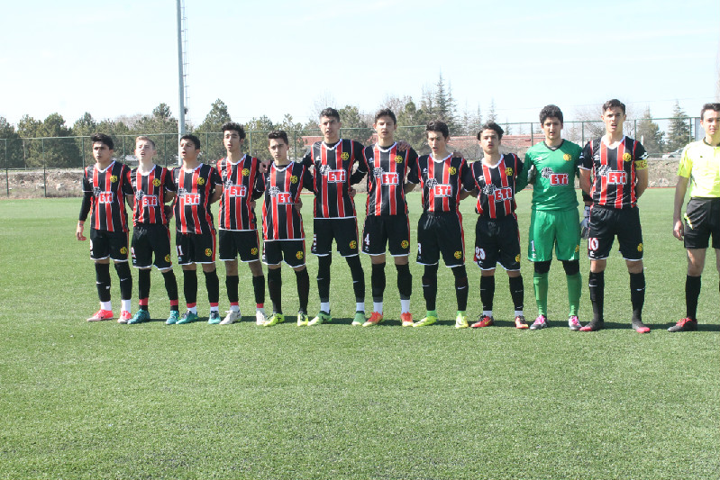 SAMSUNA ÇIKARTMA VAR