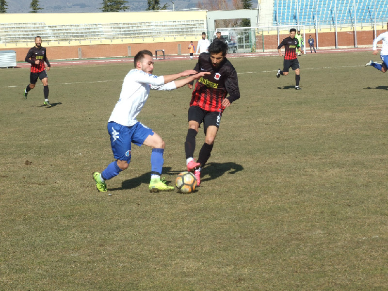 ANADOLU BUGÜN SON  KEZ EVİNDE OYNUYOR