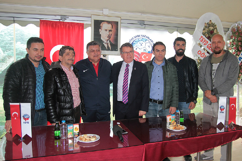 TARAFTARIMIZI MUTLU EDİP,  ES-ESİ HAK ETTİĞİ YERE ÇIKARACAĞIZ