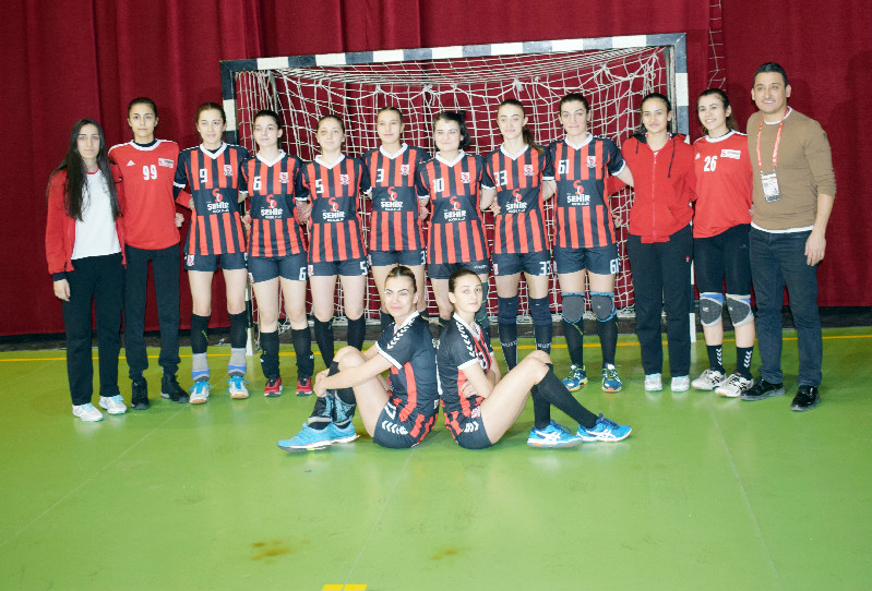 ŞEHİR KOLEJİNİN ZOR MAÇI