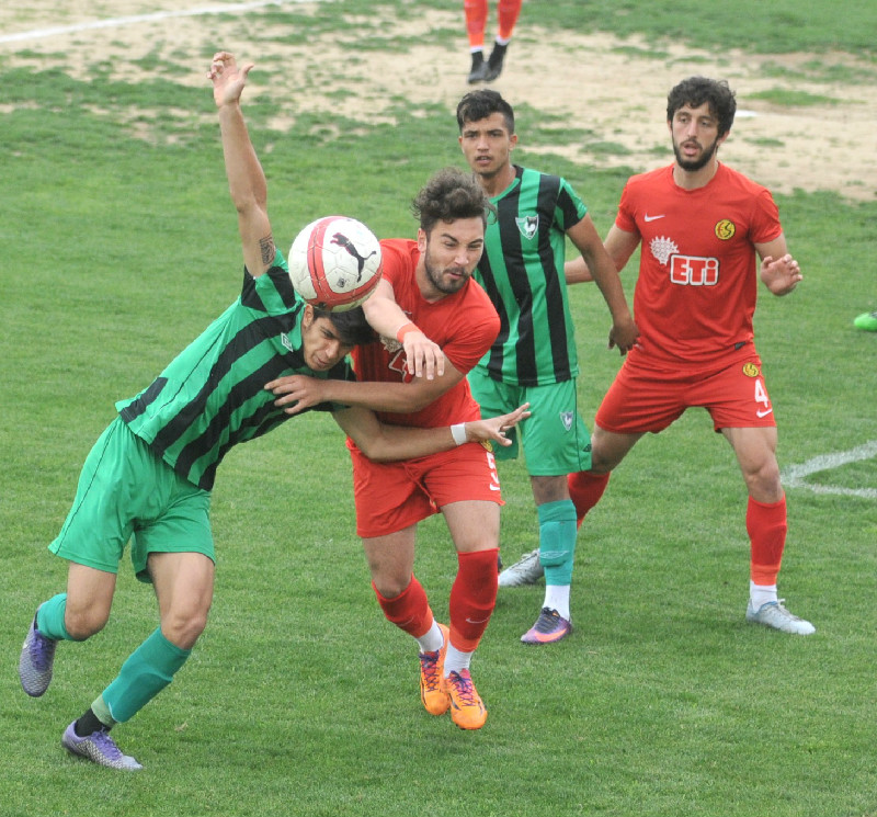 GENÇLERDE A TAKIM SEVİNCİ