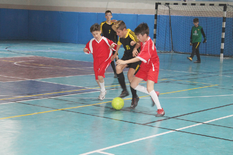 FUTSALDA HEYECAN SÜRÜYOR