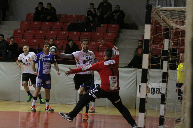 BEŞİKTAŞI BEKLİYORUZ