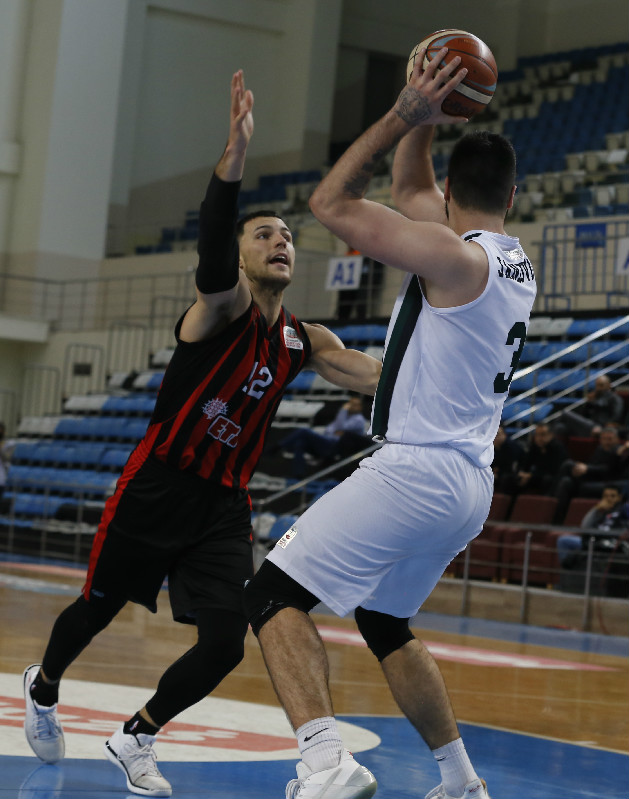 Baron hazır Rowland belirsiz