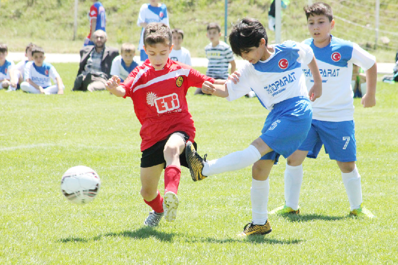 4 TAKIM İKİDE İKİ YAPTI