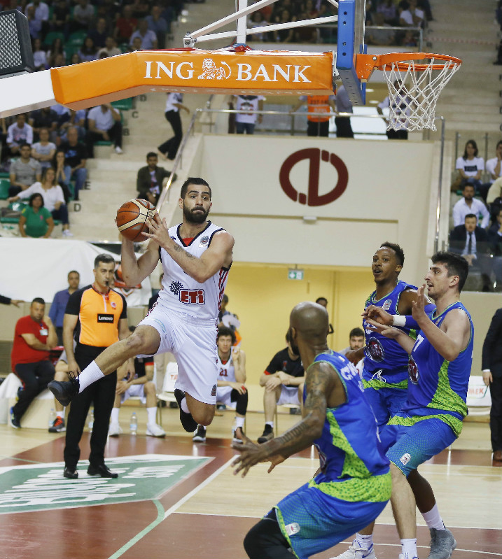 YİNE ÇOK TOP KAYBETTİK