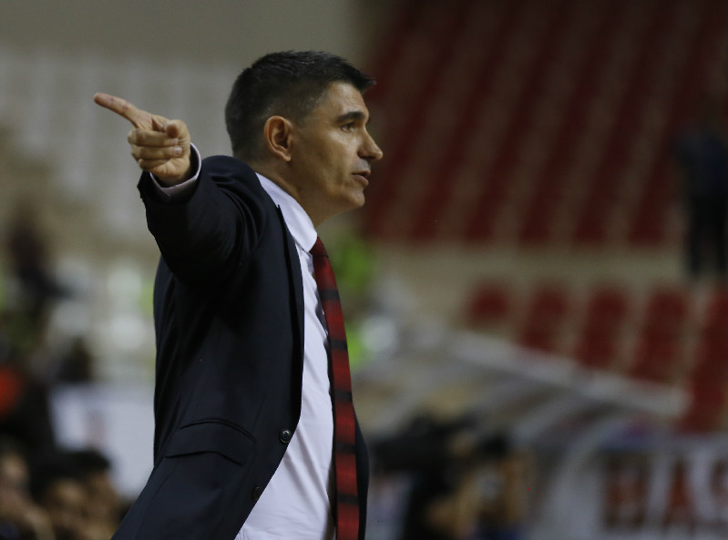 TAKIMIMLA GURUR DUYUYORUM