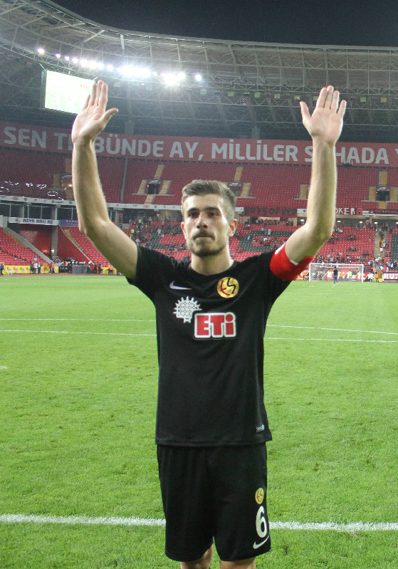 DORUKHANI KAÇIRDIK  SIRADA KİMLER VAR