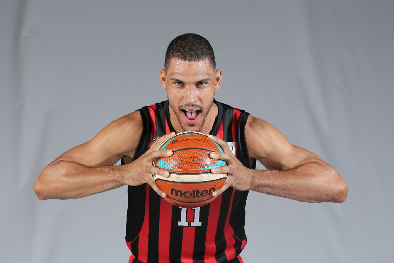 RİBAUNT KRALI AYRES