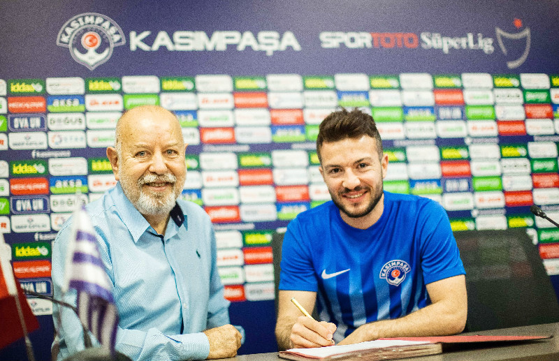 ÖZGÜR ÇEK KASIMPAŞADA