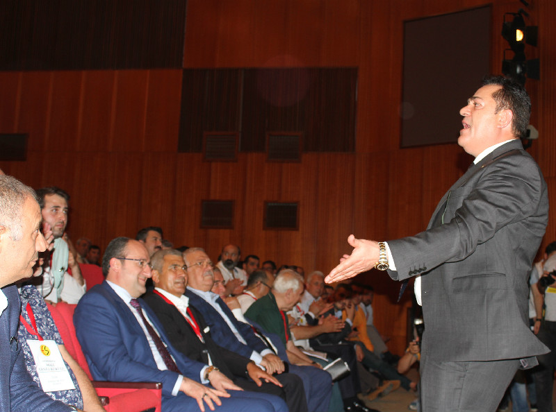 VARLIĞI BİZE DERT OLSUN DA  YOKLUĞU BÜYÜK YARA