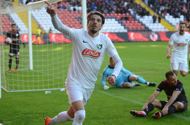 2 OYUNCUYA SON TEKLİF