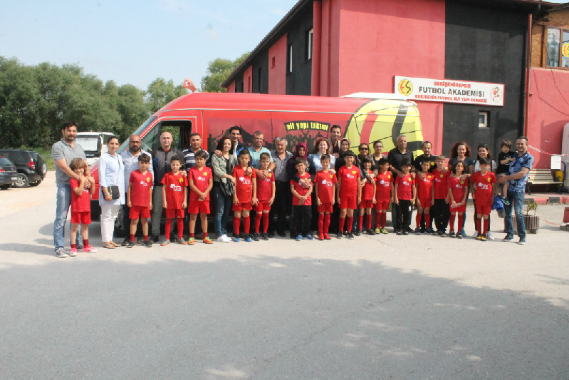 ES-ES MİNİKLERİ ÖZEL TURNUVADA