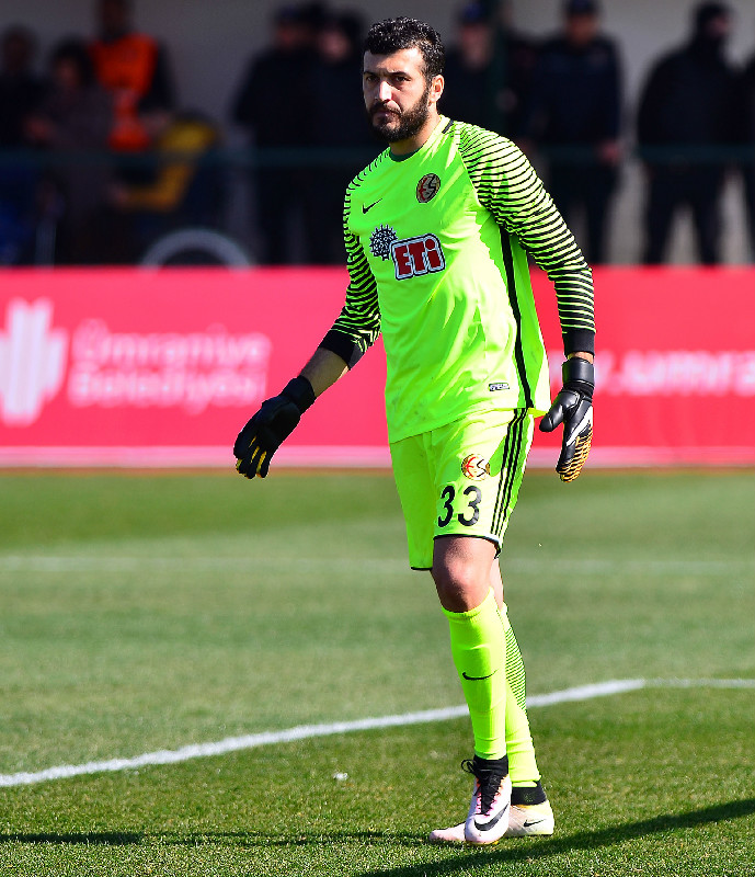 KALMAK İSTEDİM AMA  BENİ ARAYAN OLMADI