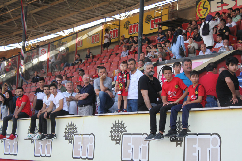 TALİHSİZLİK YAŞADI