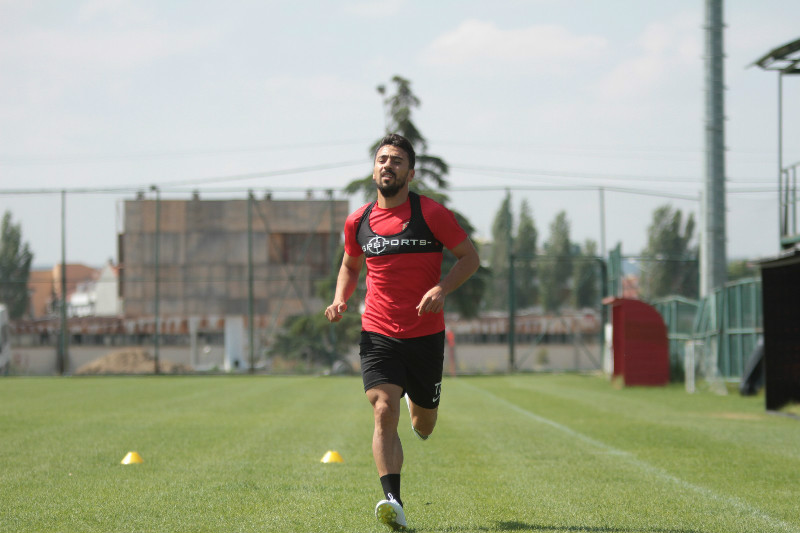 TOPLU İMZA  TÖRENİ VAR