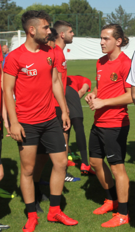 KİRALIK GİTMEK İSTİYORLAR