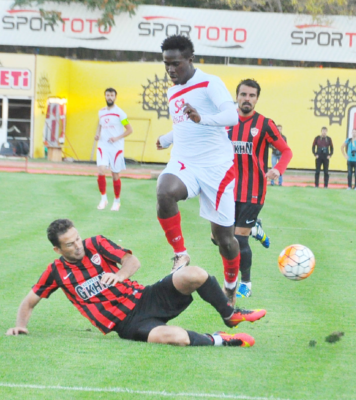 ANADOLU TRANSFERDE ATAĞA GEÇTİ