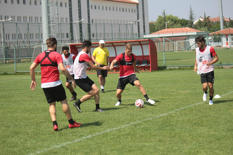 SİVASSPOR İLE DE MAÇ VAR