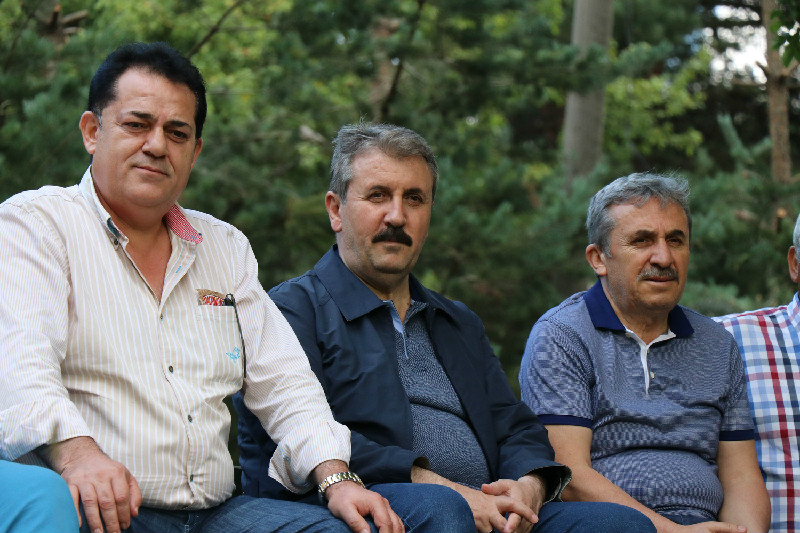 PARA SORUNUNU ÇÖZMELİYİZ