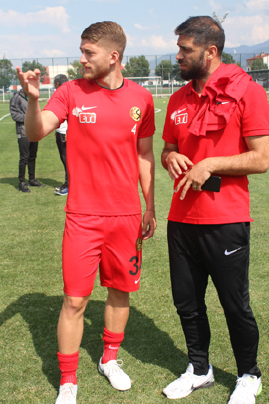 SEZGİN BİLGİLERİ  SEMİHTEN ALIYOR