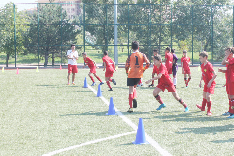 ES-ES U13LERİ ÇALIŞIYOR