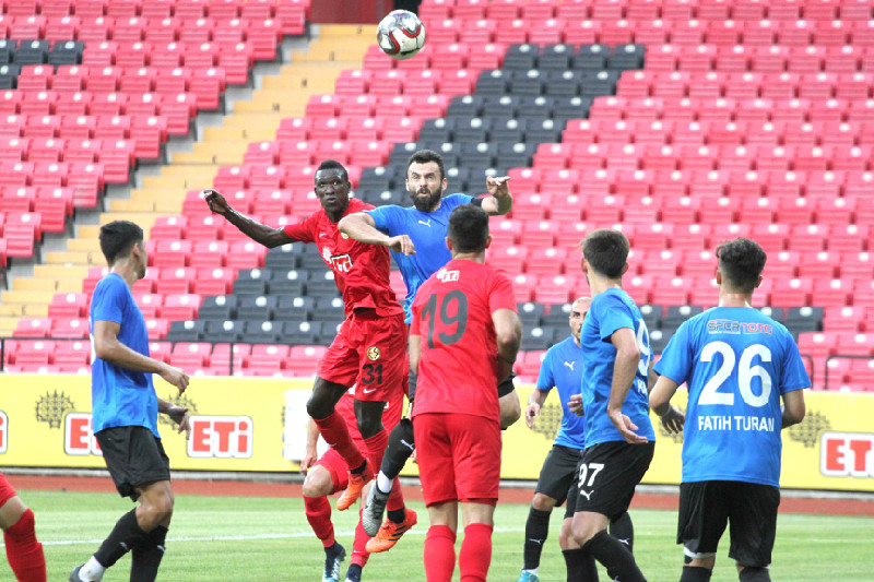 ÖZEL MAÇLARIN BEYİ ES ES