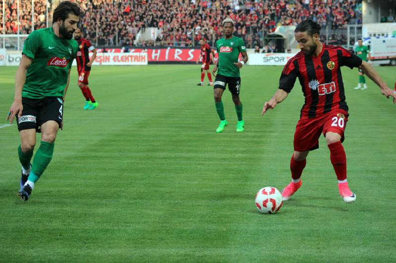 Tarık Çamdal’a Gümüşhaneden teklif