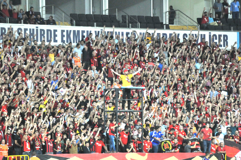 ESKİŞEHİR AŞKINA  BUGÜN HERKES STADA