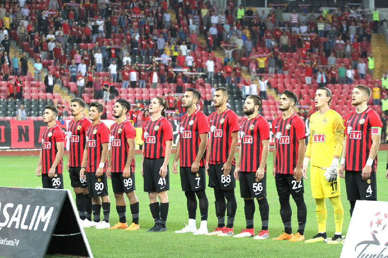 GENÇLER ANKARA YOLCUSU